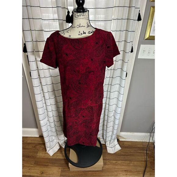 Safe Harbor Red and Black Paisley 2 Piece Skirt Set Size 12 - Picture 2 of 5